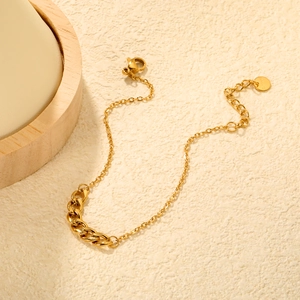 Elegant 18K gold-plated stainless steel chain bracelet with mixed link design on textured base