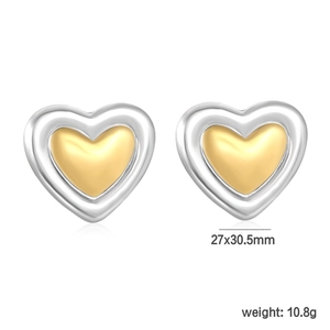 Vue détaillée des boucles d'oreilles cœur bicolores 27x30,5mm argent et plaqué or