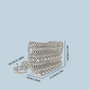 Dimensioni borsa a cesto con perline argento: lunghezza 21cm, altezza 14cm, tracolla 95cm