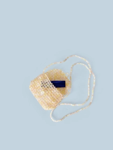 Handgefertigte, mini Perltasche in Gelb mit Perlenriemen und Lippenstift-Aufbewahrung