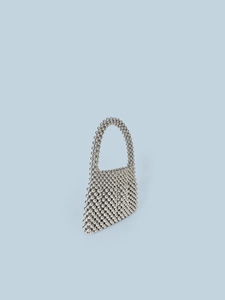 Sac à main moderne en perles argentées au design structuré et minimaliste