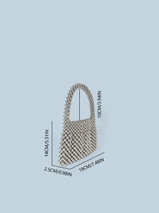 Sac à main artisanal en perles argentées avec design tressé et poignée rigide