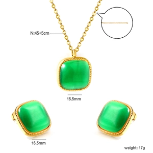 Détail de parure bijoux œil de chat vert avec dimensions de 16,5 mm et longueur 45+5 cm