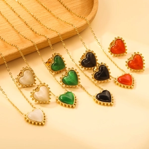 Vintage Heart Pendant Necklace Earrings Jewelry Stainless Steel Beaded Border Cat Eye Stone Elegant Accessory Women