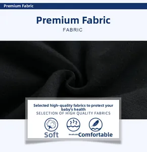 Gros plan du tissu en coton noir doux et respirant pour pantalon de sport enfant