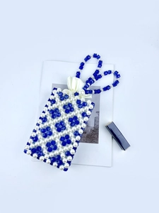 Mini sac à main perlé à motif floral bleu et blanc pour téléphone portable