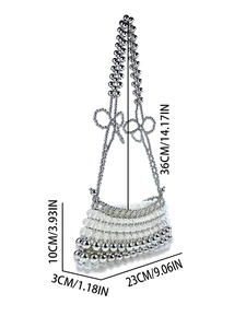 Mini sac perlé fait main avec perles argentées et nœuds, dimensions 23cm x 10cm