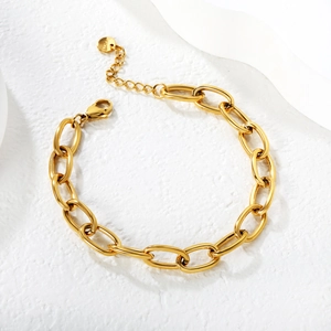 Polished 18K gold plated stainless steel oval link chain bracelet with lobster clasp