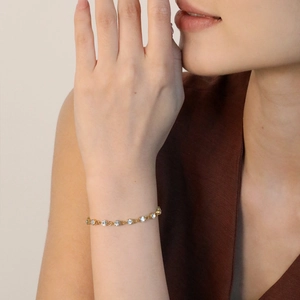 Fashion Stainless Steel Bracelet Round White Zircon Inlaid Gold Plated Simple Elegant Hand Jewelry For Women