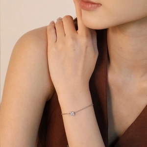 Elegant Square Zircon Pendant Bracelet For Women Stainless Steel Thin Chain Adjustable Sweet Style Jewelry