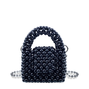 Borsa a mano in perline nere lucide fatta a mano con tracolla a catena a sfere argento