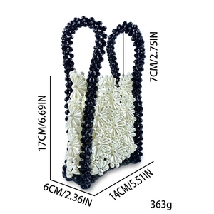 Detailed size chart for handmade floral pearl bead handbag with dimensions and weight