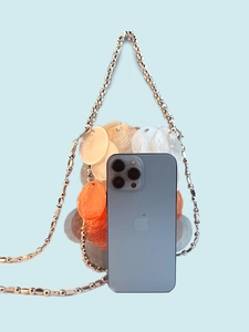 Fashionable handmade sequin shoulder bag with bead chain and colorful shell design