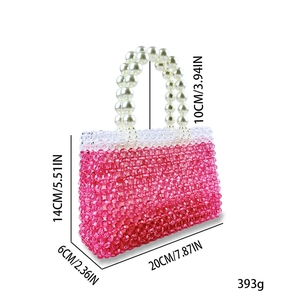 Detailed size chart for handmade beaded handbag featuring 20x14x6cm dimensions and pearl handle