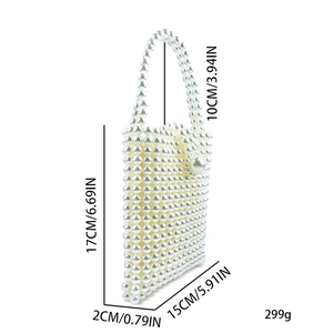 Detailed size specifications for a beaded pearl handbag with dimensions 17cm high and 15cm wide