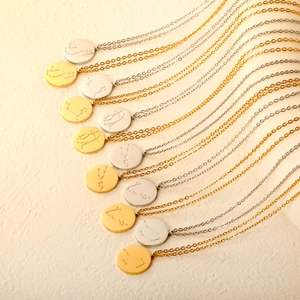 Colliers zodiaque minimalistes en acier inoxydable plaqué or 18 carats et argent avec pendentifs