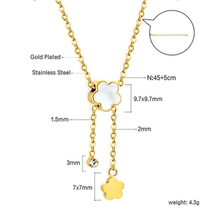Diagramme technique du collier fleur plaqué or 18K montrant les dimensions et détails
