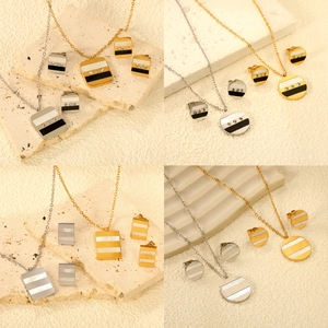 Collier Et Boucles D'oreilles En Acier Inoxydable Géométrique Nacre Minimaliste Bijoux Élégants Pour Femmes
