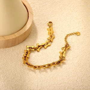 Punk style gold stainless steel bone chain bracelet with lobster clasp and extension