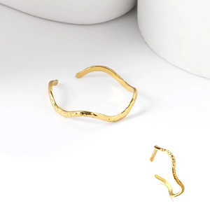 Irregular wavy golden stainless steel open bracelet and matching wave earrings set