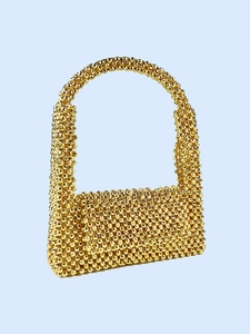 Sac à main artisanal à perles dorées avec tissage évidé pour des soirées élégantes