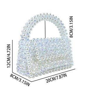 Dimensions détaillées du sac en perles fait main avec perles acryliques irisées et poignée