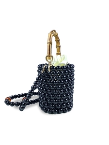 Mini-Perlenbeuteltasche in Schwarz mit Bambusgriff und elfenbeinfarbenem Satin-Innenbeutel