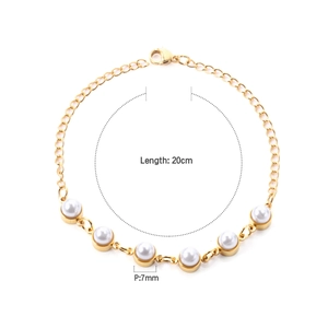 Detail view of 20cm gold-plated pearl bracelet with 7mm white pearls and dimensions