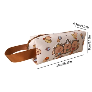 Vista dettagliata che mostra le dimensioni 21x8x4,5cm dell'astuccio in tela con Capybara