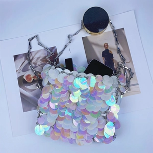 Iridescent sequin chain shoulder bag with fish scale pattern for phone and lipstick