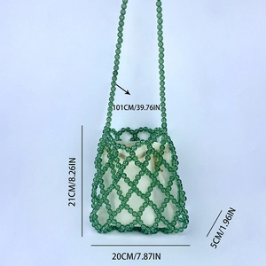 Dimensioni dettagliate della borsa a secchiello in perline verdi con misure in cm e pollici