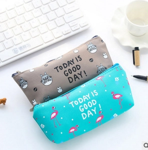 Estuche para lápices de cuero PU con gran capacidad y dibujos de Totoro y flamencos