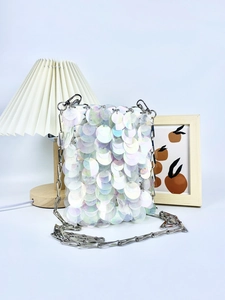 Mini shoulder bag with iridescent sequins and silver chain strap for party style