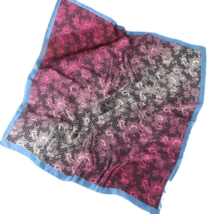 Foulard in seta vintage 70cm con stampa paisley, bordo azzurro e dettagli in pizzo