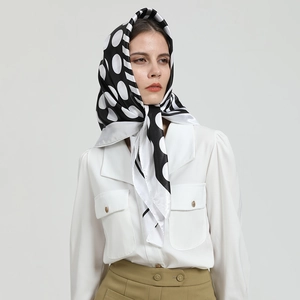 Foulard Carré À La Mode Satin De Satin Artificielle Imprimé À Pois Rayures Noir Blanc Rétro Élégant Pour Femmes