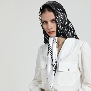 Grand Foulard Carré Élégant En Imitation Satin Satiné Imprimé Géométrique De Feuilles Châle Protection Solaire Voyage Femme