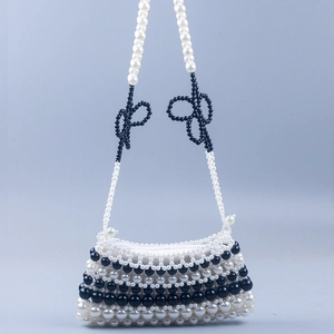 Handmade Beaded Crossbody Bag Black White Acrylic Faux Artificial Pearl Contrast Color Weaved Shoulder Bag With Bow Decoration