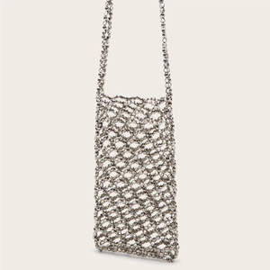 Sac bandoulière pour téléphone en perles argentées tressées à la main avec motif ajouré chic