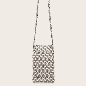 Sac bandoulière argenté en perles tissées avec design ajouré géométrique raffiné