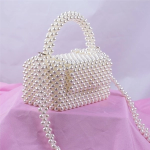 Sac à bandoulière élégant en grandes perles avec poignée et sangle de transport