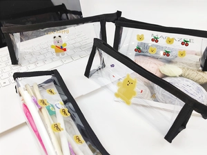 Trousse en PVC Transparent Dessin Animé Motif Ours Lapin Imperméable Sac de Rangement de Papeterie pour Étudiants Fermeture Éclair