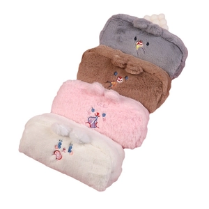Set di astucci in peluche animali in bianco rosa marrone e grigio con ricami morbidi