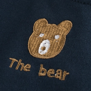 Short en coton bleu marine pour garçon avec broderie détaillée d'ours brun et texte