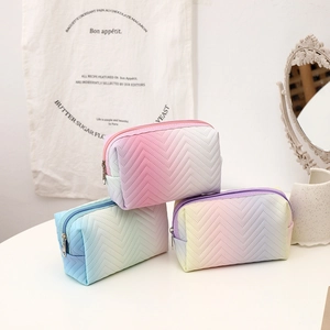 Set of 3 gradient quilted PU leather cosmetic bags with elegant macaron color finish