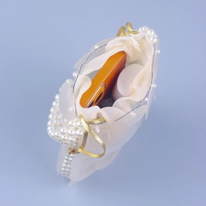 Handmade woven pearl shell bag with sequins and pearl handle for women's summer style