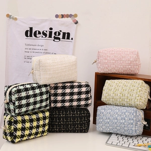 Tweed Pencil Case Makeup Bag Checkerboard Plaid Heart Embroidery Large Capacity Travel Storage Zipper Pouch For Women