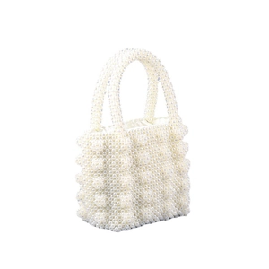 Sac à main fait main en perles blanc crème avec un design élégant et spacieux
