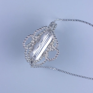 Handcrafted silver beaded hollow flower mini bag with elegant box chain strap