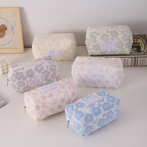 Quilted Pencil Case Large Capacity Floral Heart Pattern Polyester Stationery Bag Makeup Organizer Sweet Girl Style Students