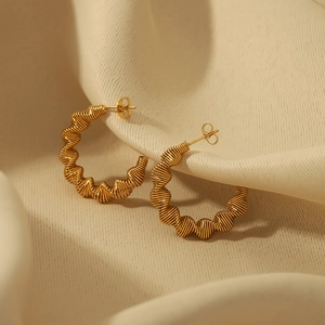 Women 18K Gold Plated Stainless Steel C Shaped Hoop Earrings Twisted Spiral Texture Ins Style Lightweight Jewelry